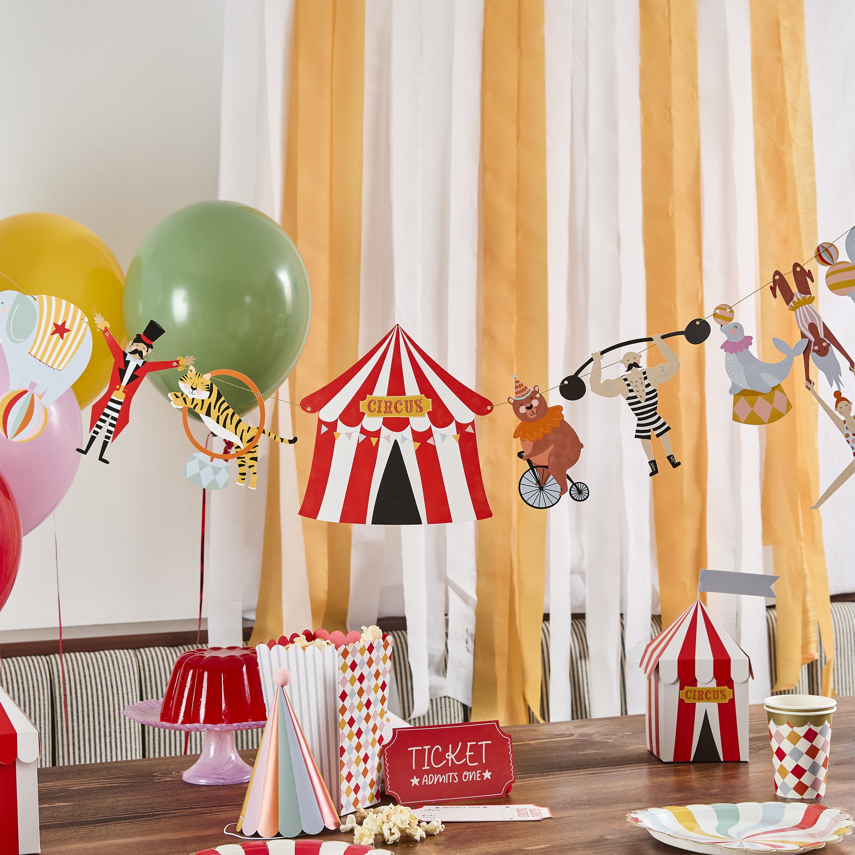 Circus Card Garland 3m